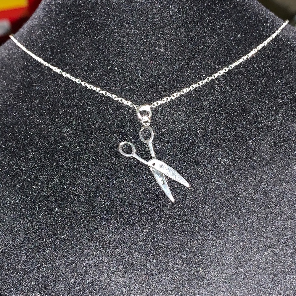 Scissors Charm Pendant - Picture 2 of 5
